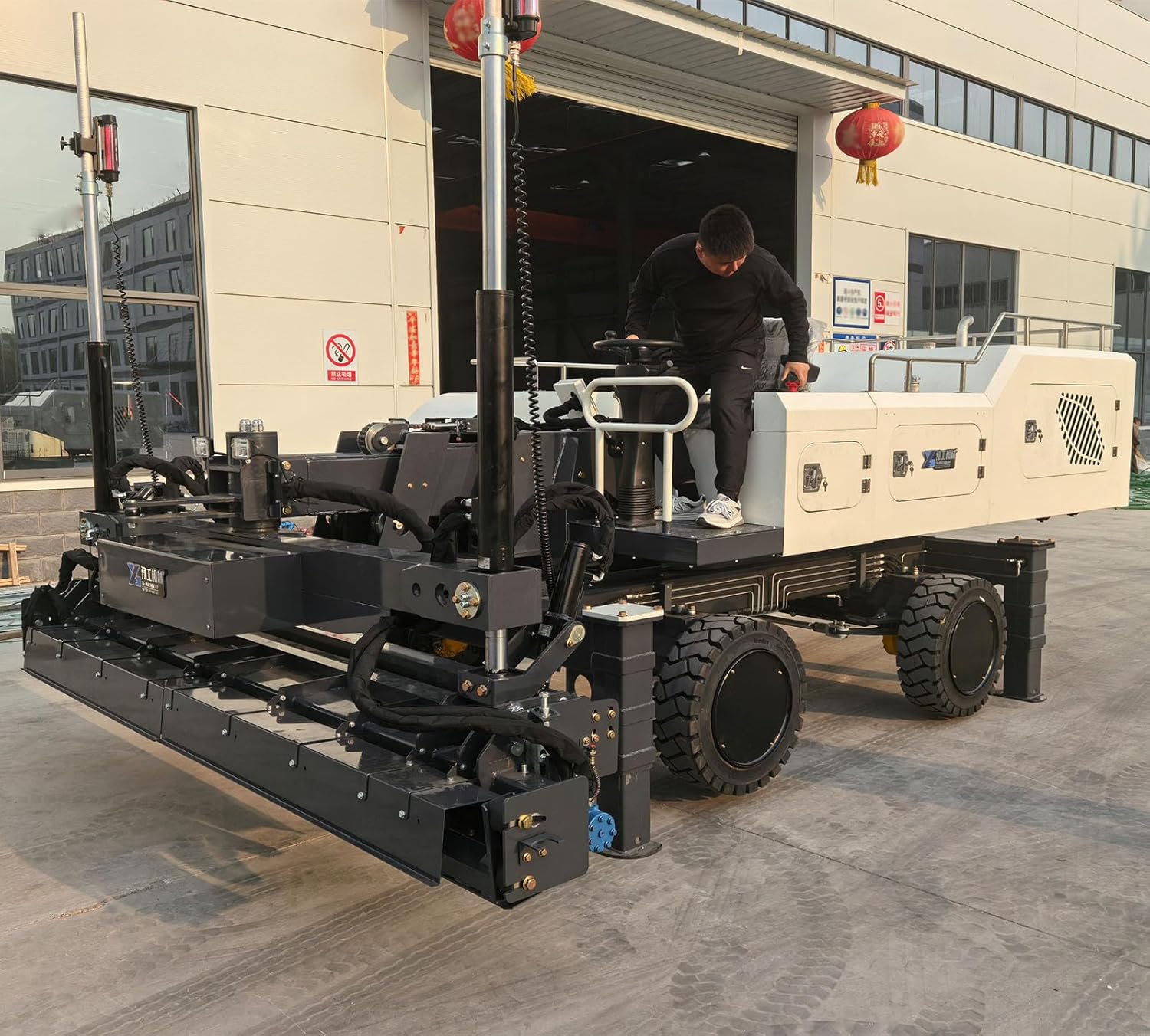 concrete screed machine review,best concrete leveling machine,self-propelled concrete screed worth buying,power concrete screed pros cons,should I buy a concrete screed machine,concrete paver machine vs alternatives - detailed features and technical specifications