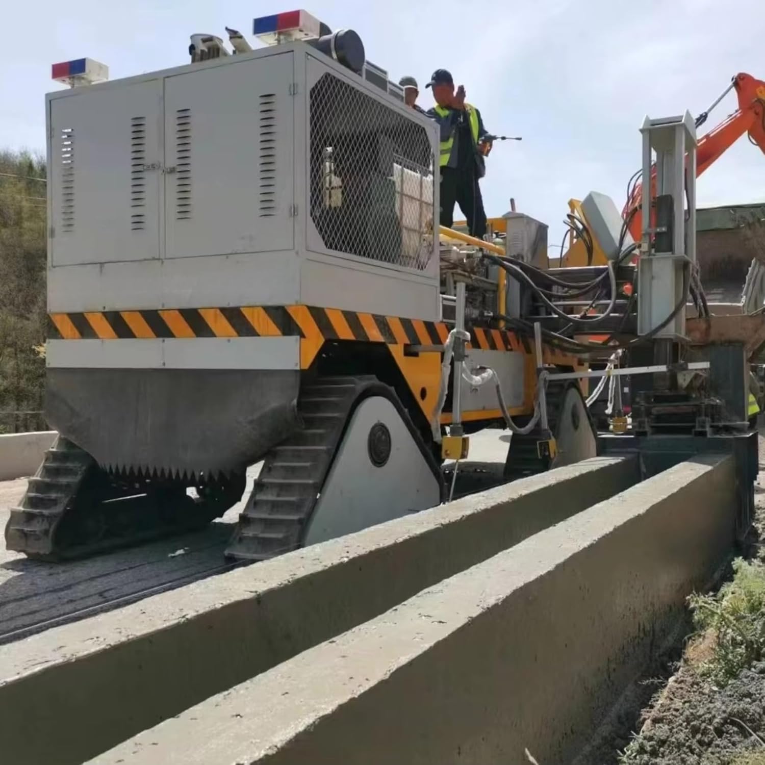 buy automatic slipform curb paver,should I buy a slipform curb paver,automatic curb paver pros cons,slipform curb machine vs alternatives,best concrete curb paving machine,automatic curb paver worth buying unboxing and complete package contents
